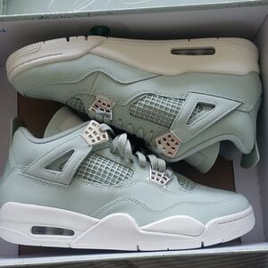 Jordan Mint Green Sneakers